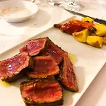 Castiglione Langhe ホテル