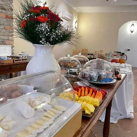 Castiglione Langhe Hotel Castiglione Tinella