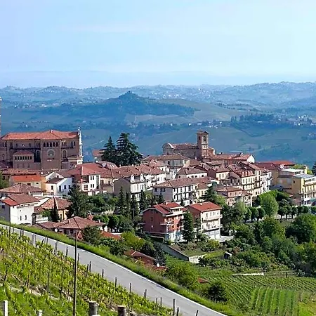 Castiglione Langhe Otel