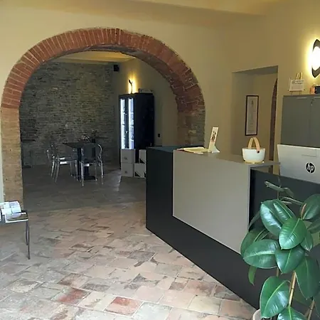 Otel Castiglione Langhe