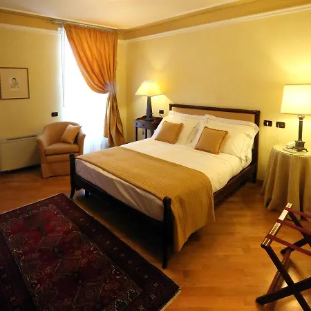 Castiglione Langhe Отель 3*