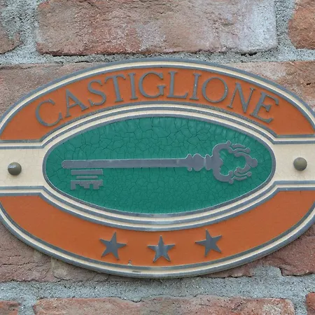 Castiglione Langhe Szálloda 3*