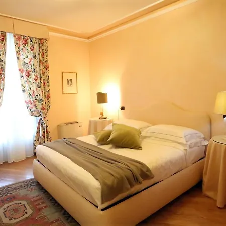 Castiglione Langhe Кастильоне-Тинелла