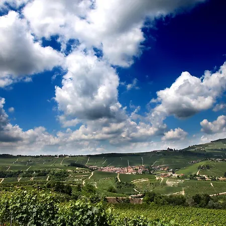 Castiglione Langhe 3*