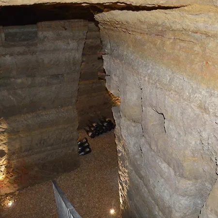 Castiglione Langhe 3*