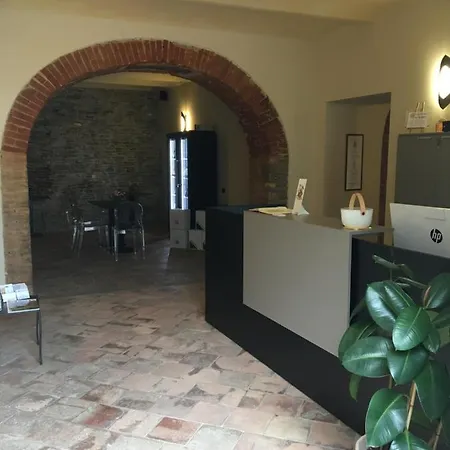 Castiglione Langhe Szálloda 3*